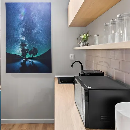 Cute Cozy Nest Old *