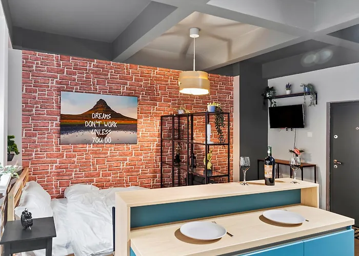 Cute Cozy Nest Old * Bukarest